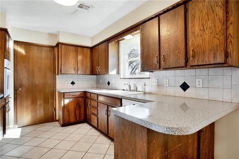 1124 S Trail Dr, Altus, OK 73521 photo 10