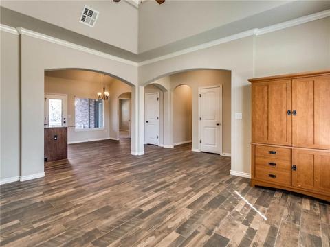 225 Timber Ln, Harrah, OK 73045 photo 9