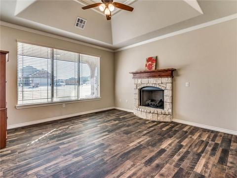 225 Timber Ln, Harrah, OK 73045 photo 6