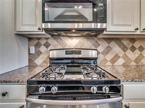 225 Timber Ln, Harrah, OK 73045 photo 12