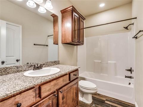 225 Timber Ln, Harrah, OK 73045 photo 26