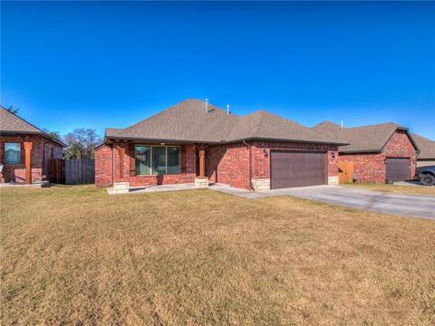 225 Timber Ln, Harrah, OK 73045 photo 2