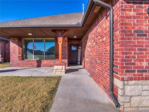 225 Timber Ln, Harrah, OK 73045 photo 1