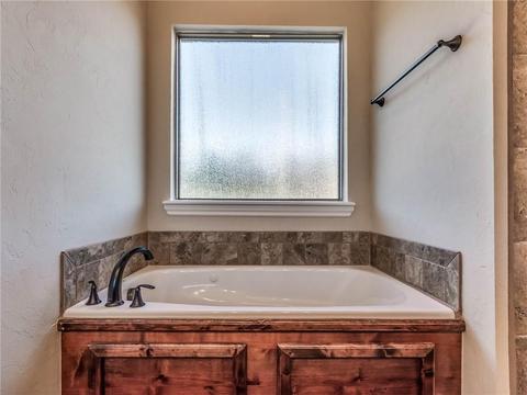 225 Timber Ln, Harrah, OK 73045 photo 22