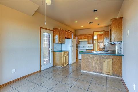2808 Gettysburg Dr, Altus, OK 73521 photo 9