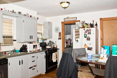 131 E Hayes St, Norman, OK 73069 photo 4