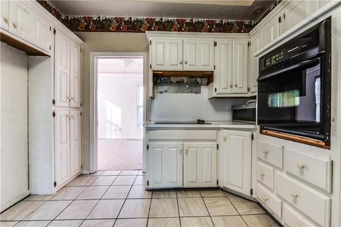 12 E Danforth Rd, Edmond, OK 73034 photo 14