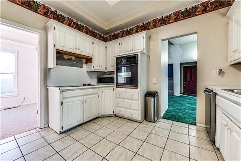 12 E Danforth Rd, Edmond, OK 73034 photo 11