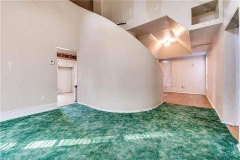 12 E Danforth Rd, Edmond, OK 73034 photo 3