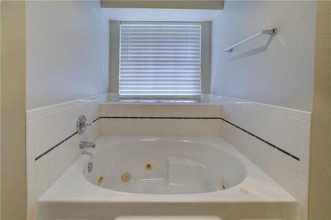 1916 Pendleton Dr, Norman, OK 73072 photo 28