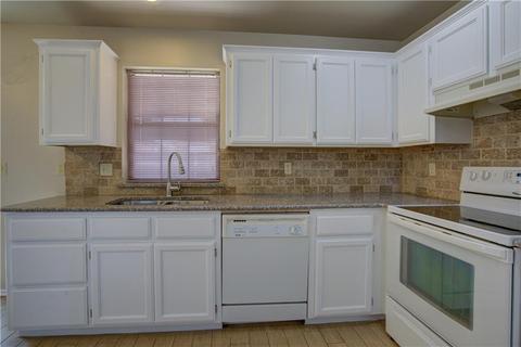 1916 Pendleton Dr, Norman, OK 73072 photo 16