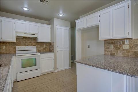 1916 Pendleton Dr, Norman, OK 73072 photo 14