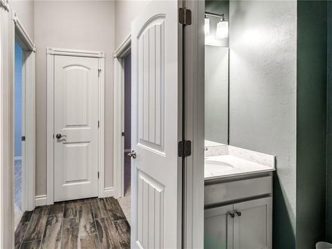 404 Perth Ct, Norman, OK 73069 photo 6