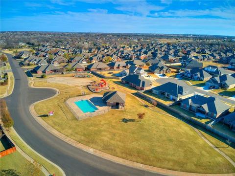 404 Perth Ct, Norman, OK 73069 photo 36