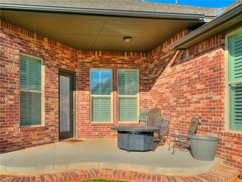 404 Perth Ct, Norman, OK 73069 photo 32