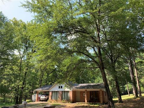 211 E Circle Dr, Broken Bow, OK 74728 photo 2