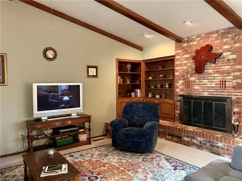 109 Christopher Dr, Chickasha, OK 73018 photo 4