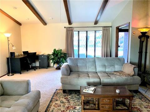 109 Christopher Dr, Chickasha, OK 73018 photo 5