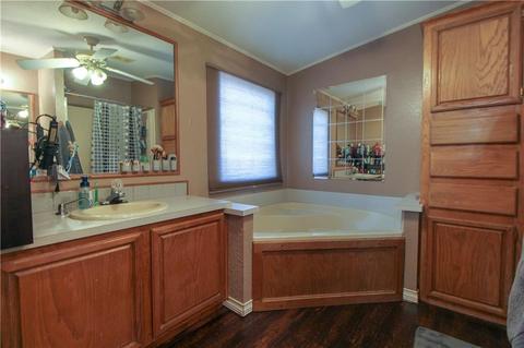 417 S Cemetery Rd, Tuttle, OK 73089 photo 15