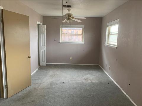 905 Denise, Altus, OK 73521 photo 6