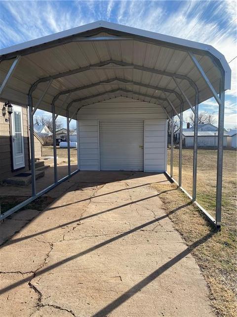 106 E Second St, Leedey, OK 73654 photo 17