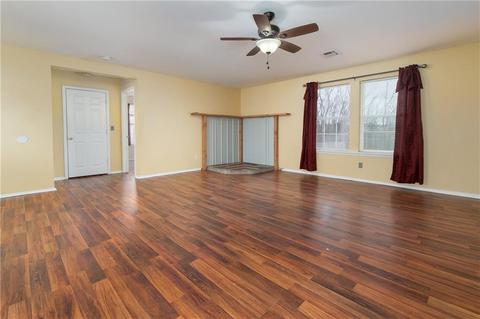 2083 Fox Ln, Tuttle, OK 73089 photo 11