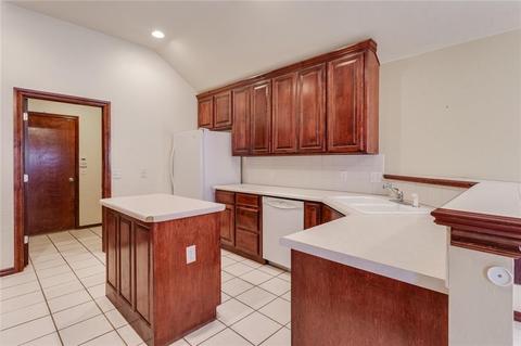 2213 Oak Dr, Moore, OK 73170 photo 13