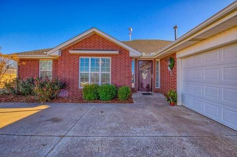 2310 Tailwinds Dr, Purcell, OK 73080 photo 2