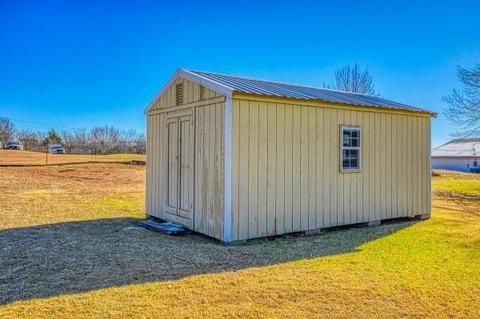 2310 Tailwinds Dr, Purcell, OK 73080 photo 3