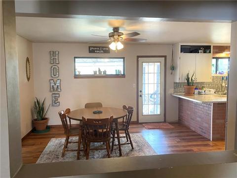 406 S 5th St, Hammon, OK 73650 photo 4