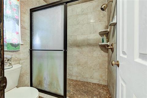 913 S Dobbs Rd, Harrah, OK 73045 photo 21