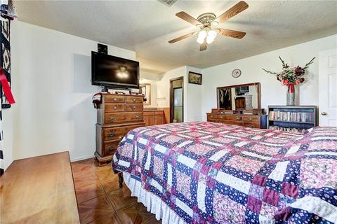 913 S Dobbs Rd, Harrah, OK 73045 photo 18