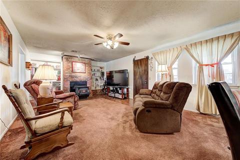 913 S Dobbs Rd, Harrah, OK 73045 photo 6