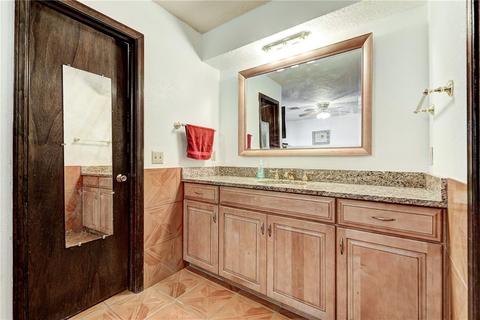 913 S Dobbs Rd, Harrah, OK 73045 photo 22