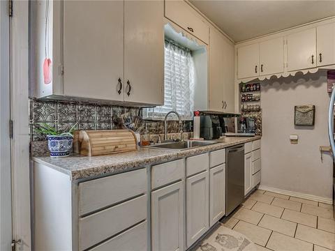 203 E Haddock Mt, Norman, OK 73069 photo 24