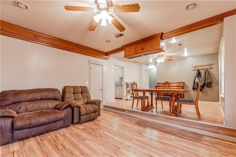 7252 NW 17 St, Bethany, OK 73008 photo 3