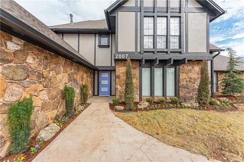 2007 E Mistletoe Ln, Edmond, OK 73034 photo 2