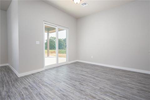 15932 Spur Cir, Mcloud, OK 74851 photo 8