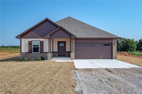 15932 Spur Cir, Mcloud, OK 74851 photo 1