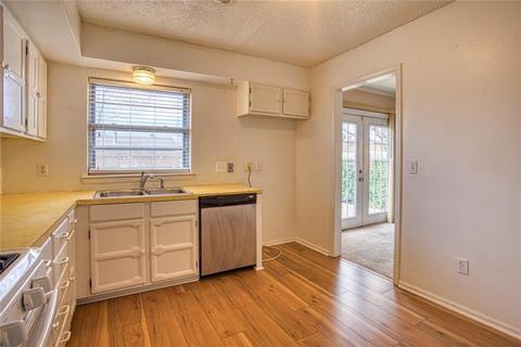 701 Taft St, Altus, OK 73521 photo 9
