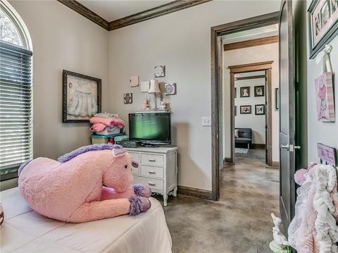 138 E Ranchwood Dr, Moore, OK 73160 photo 21