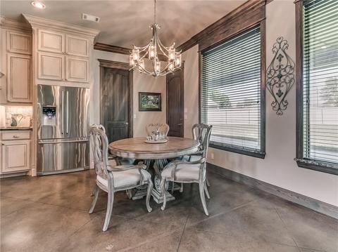 138 E Ranchwood Dr, Moore, OK 73160 photo 13