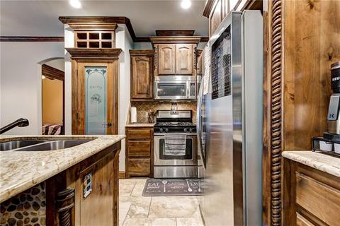 2900 Brookstone Ct, Moore, OK 73160 photo 7
