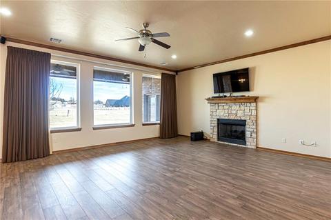 105 Riverview Dr, Clinton, OK 73601 photo 7