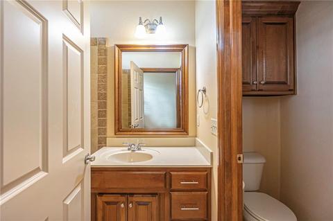 105 Riverview Dr, Clinton, OK 73601 photo 30