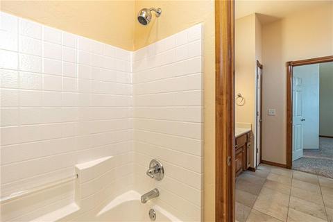 105 Riverview Dr, Clinton, OK 73601 photo 34