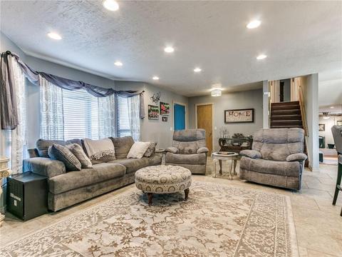 148 E Vail Dr, Yukon, OK 73099 photo 12