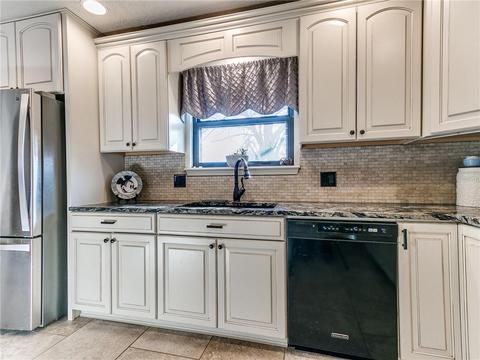 148 E Vail Dr, Yukon, OK 73099 photo 5
