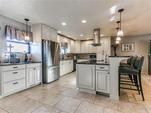 148 E Vail Dr, Yukon, OK 73099 photo 3