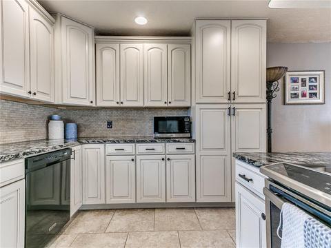 148 E Vail Dr, Yukon, OK 73099 photo 6
